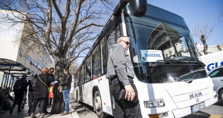 autobus_na_pijaci