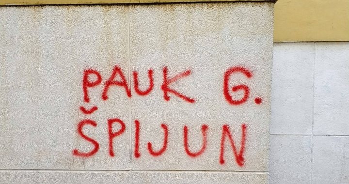 grafit_kod_knjiznice