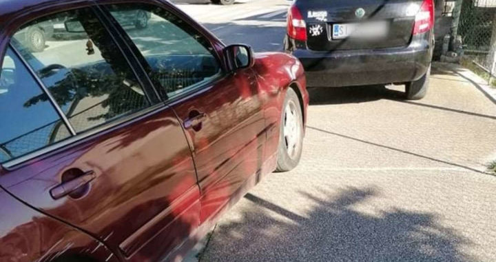 metalac-parking-na-nogostupu