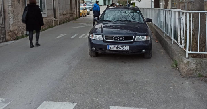 os_skola_parking