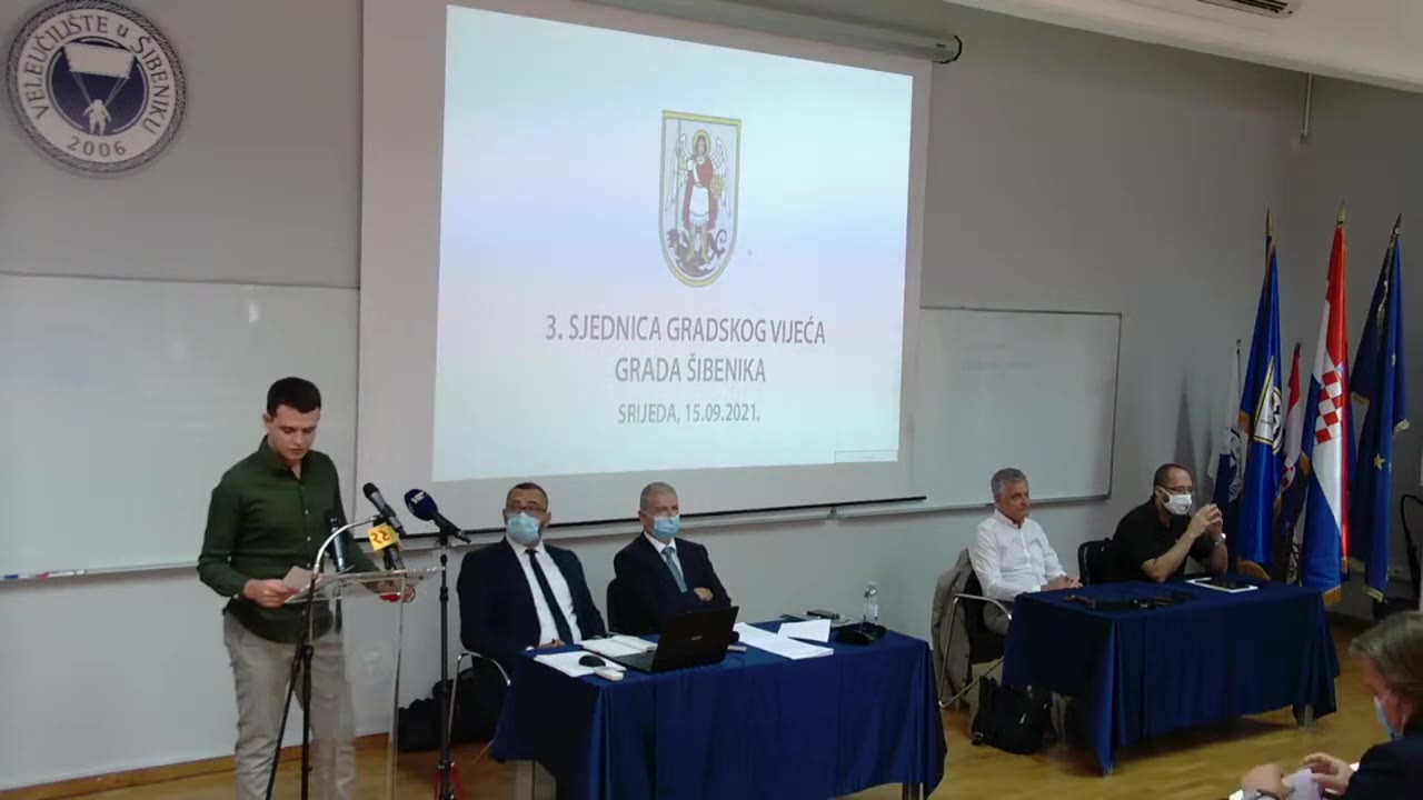 Ivan Slavica za govornicom Gradskog vijeća