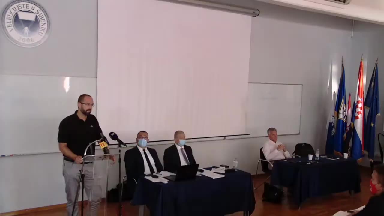 Danijel Mileta za govornicom Gradskog vijeća