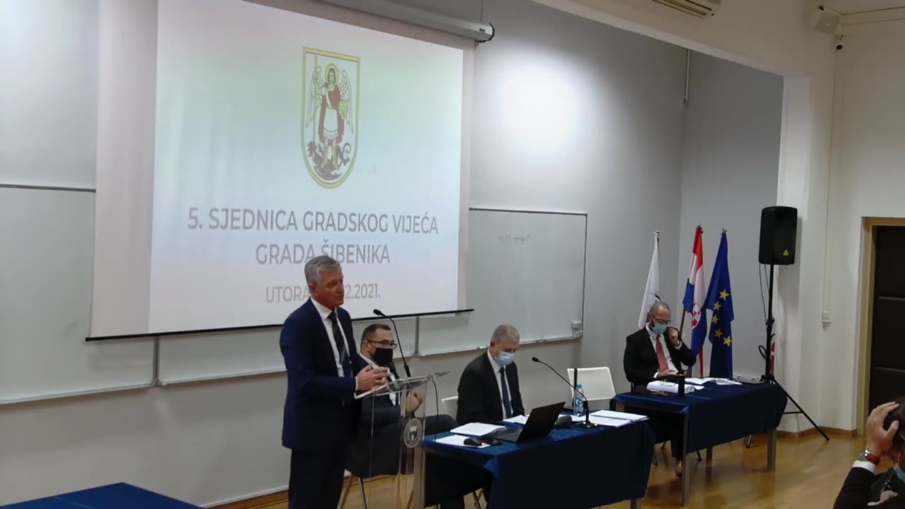 Željko Burić za govornicom Gradskog vijeća