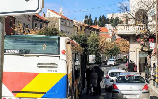 autobus_kazaliste