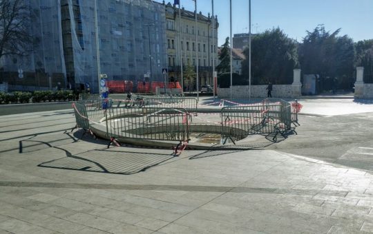 vodeni_sat_ograda
