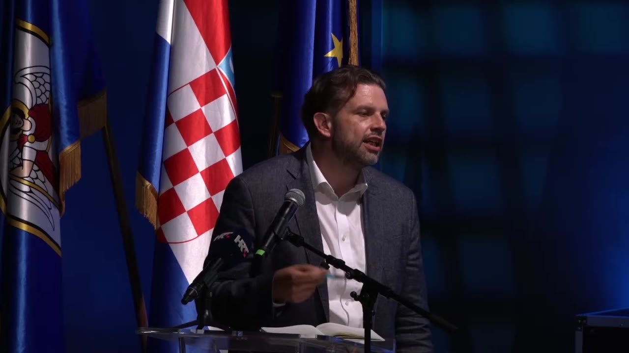Petar Mišura za govornicom Gradskog vijeća
