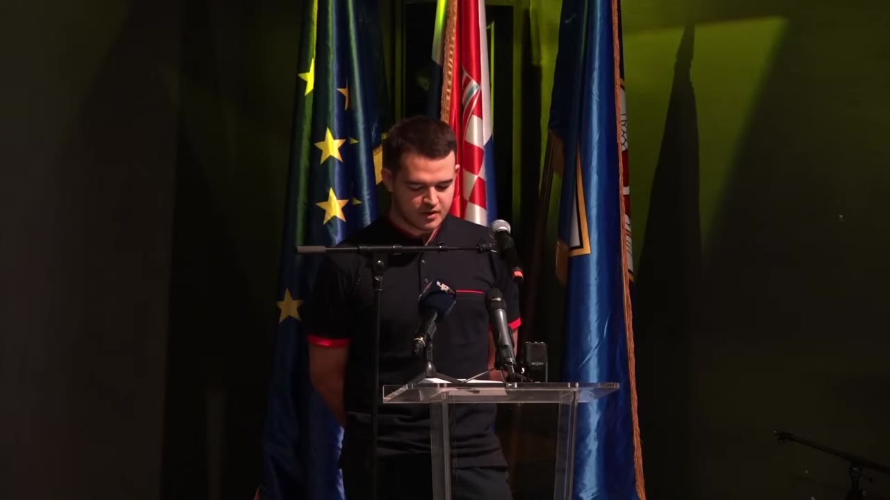 Ivan Slavica za govornicom Gradskog vijeća