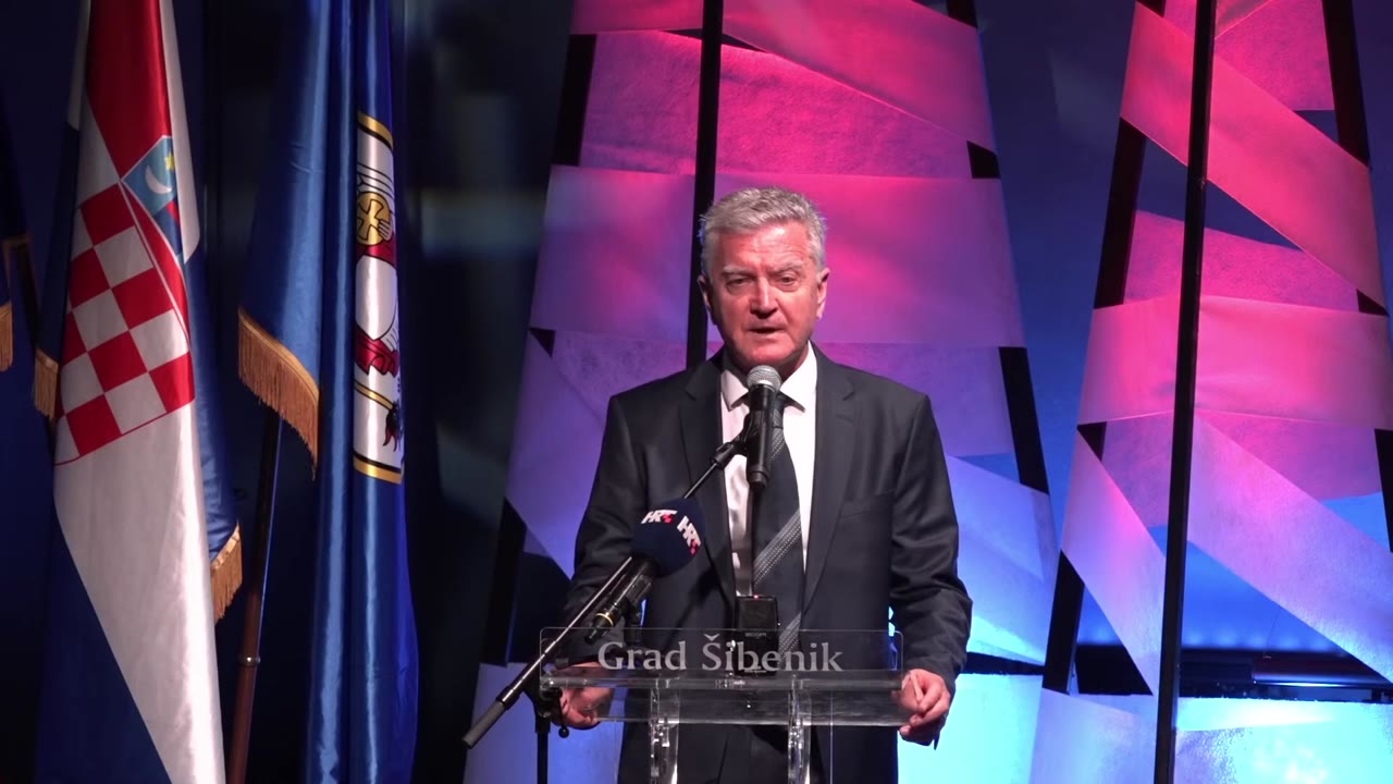 Željko Burić za govornicom Gradskog vijeća