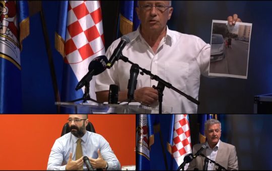 tri_trake_intriga