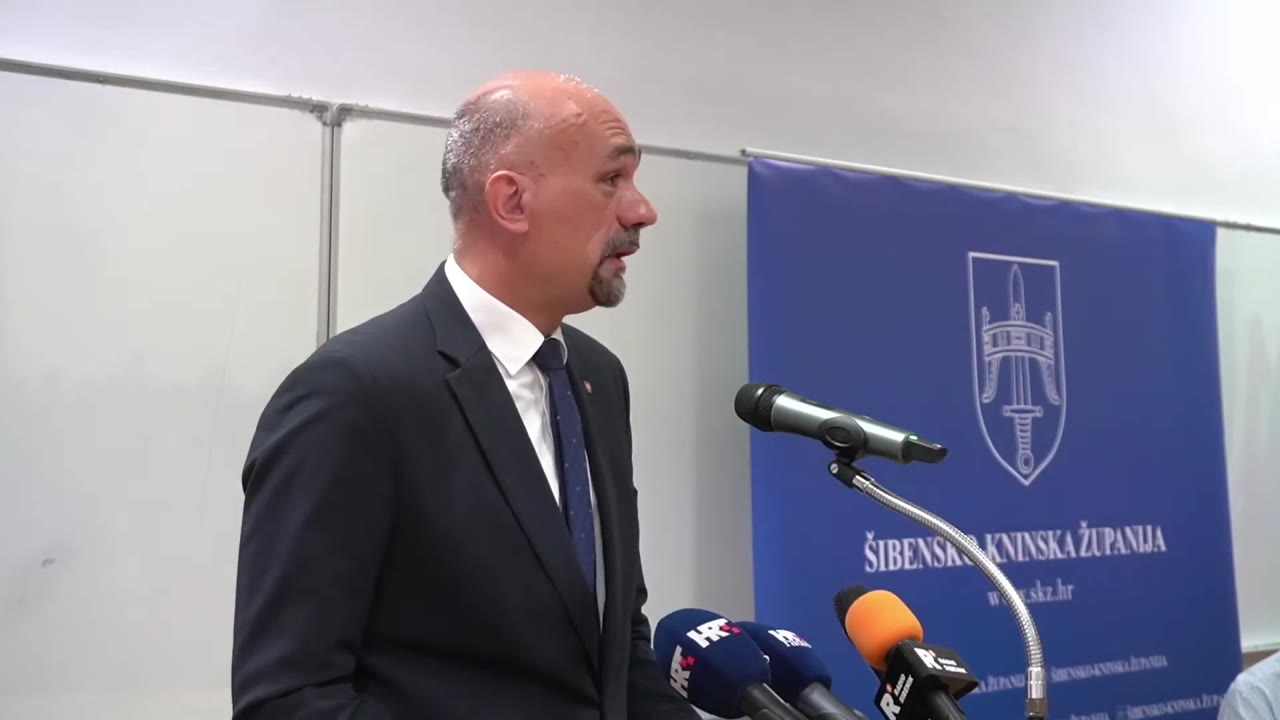 Marko Jelić za govornicom Županijske skupštine