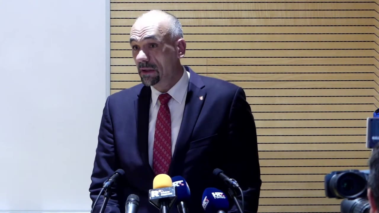 Marko Jelić za govornicom Županijske skupštine