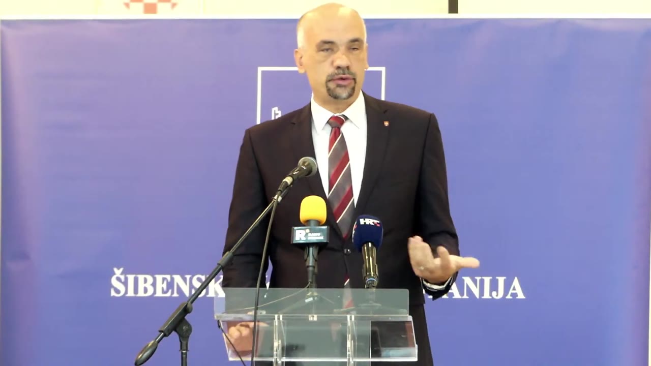 Marko Jelić za govornicom Županijske skupštine