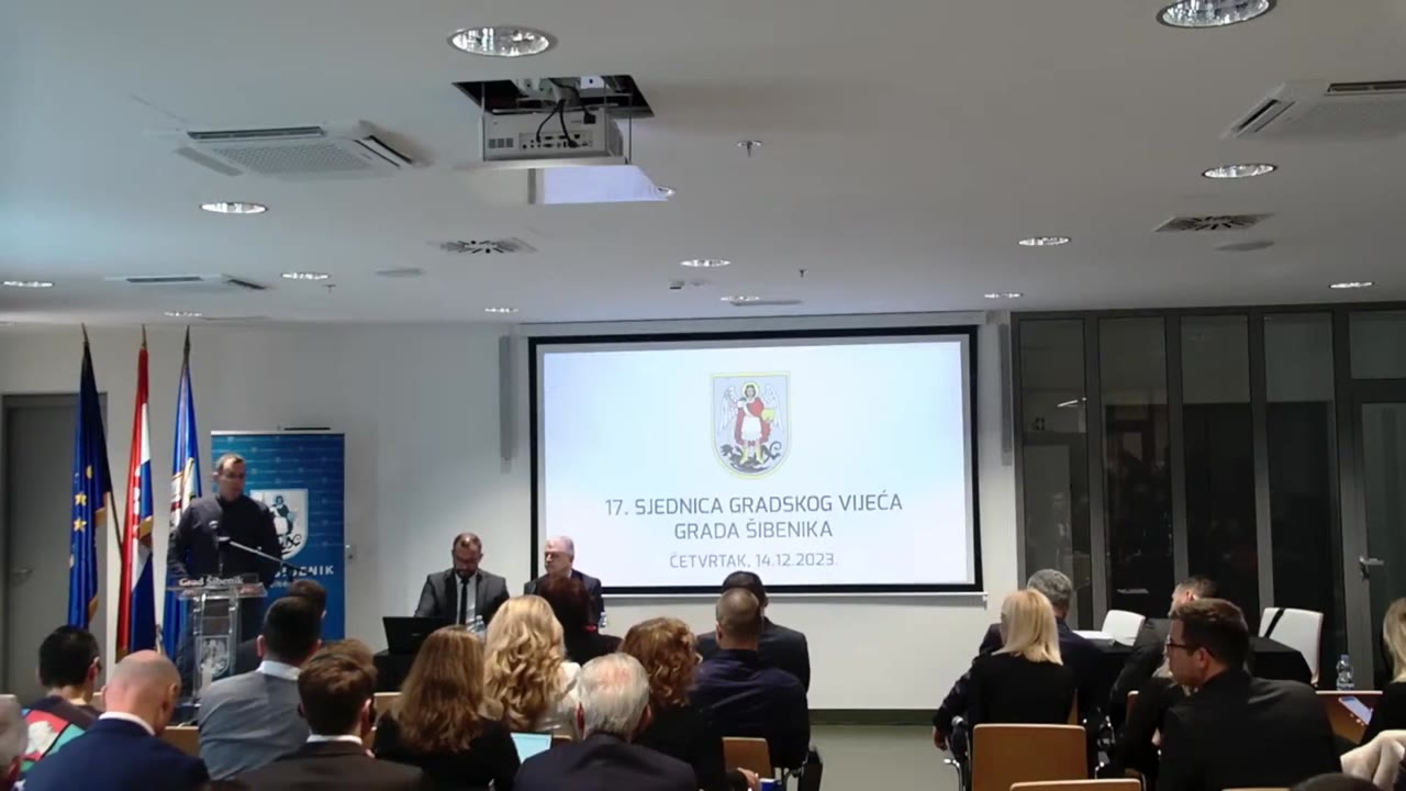 Branko Kronja za govornicom Gradskog vijeća