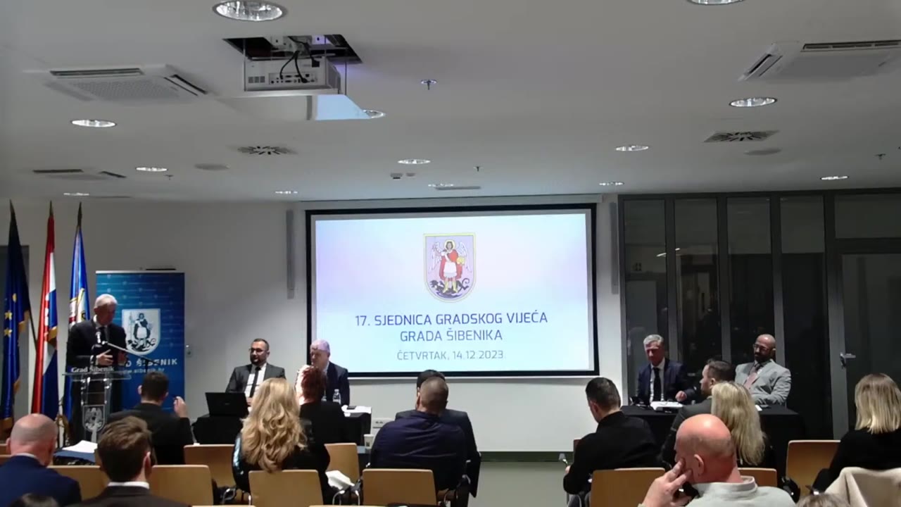 Željko Selak za govornicom Gradskog vijeća