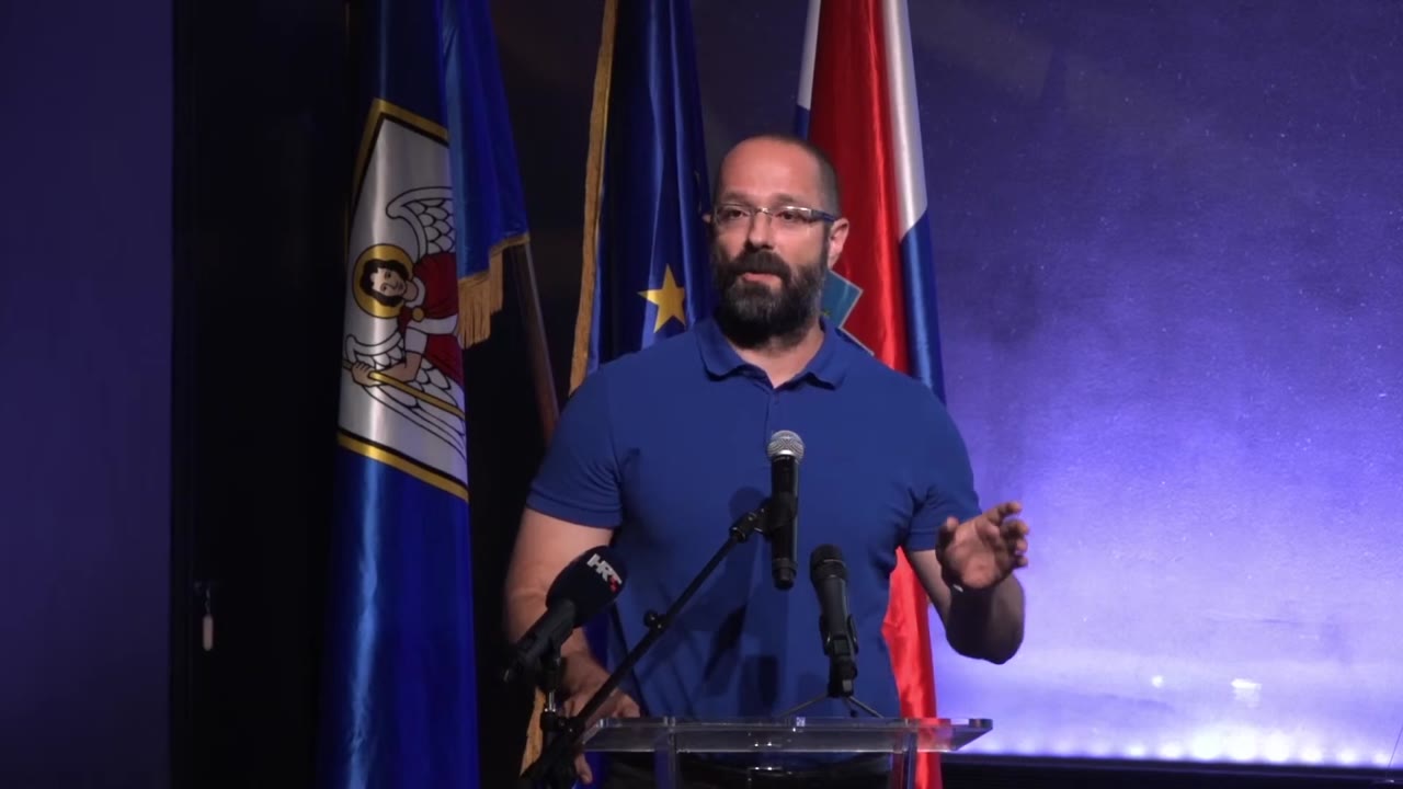 Danijel Mileta za govornicom Gradskog vijeća