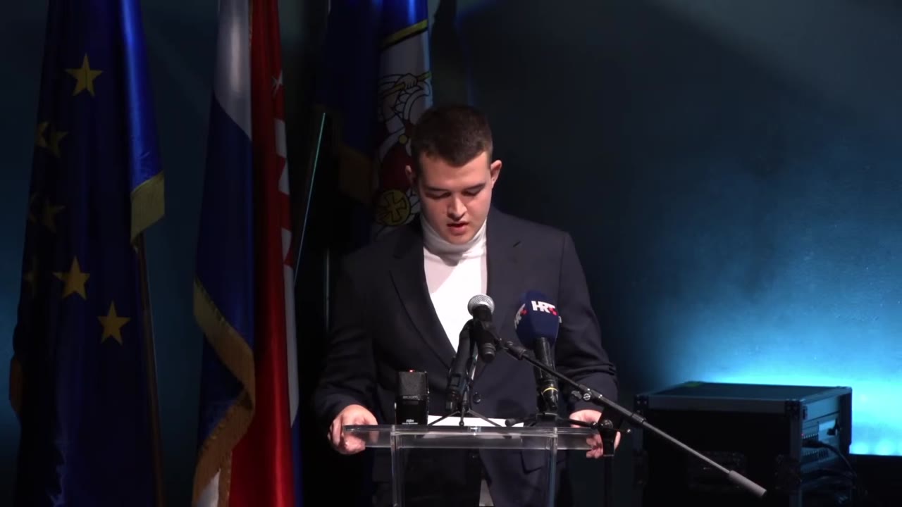 Ivan Slavica za govornicom Gradskog vijeća