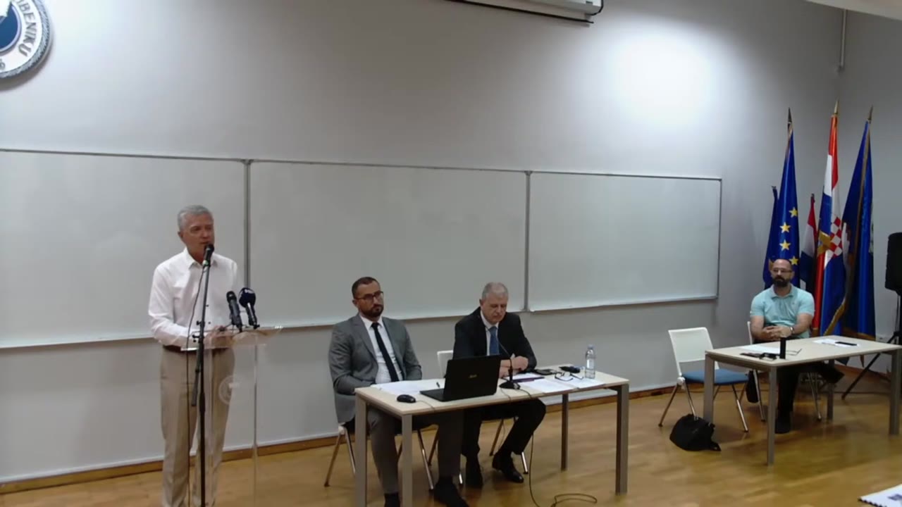 Željko Burić za govornicom Gradskog vijeća