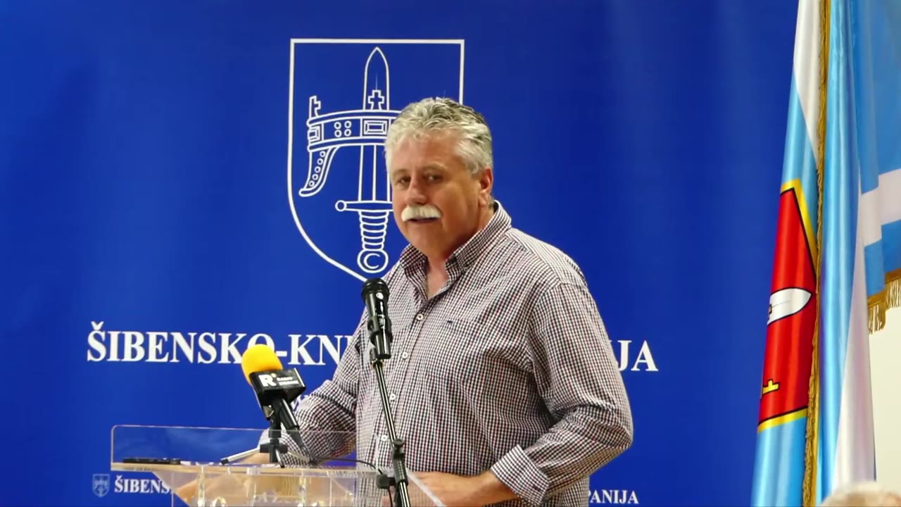 Joso Smolić za govornicom Županijske skupštine