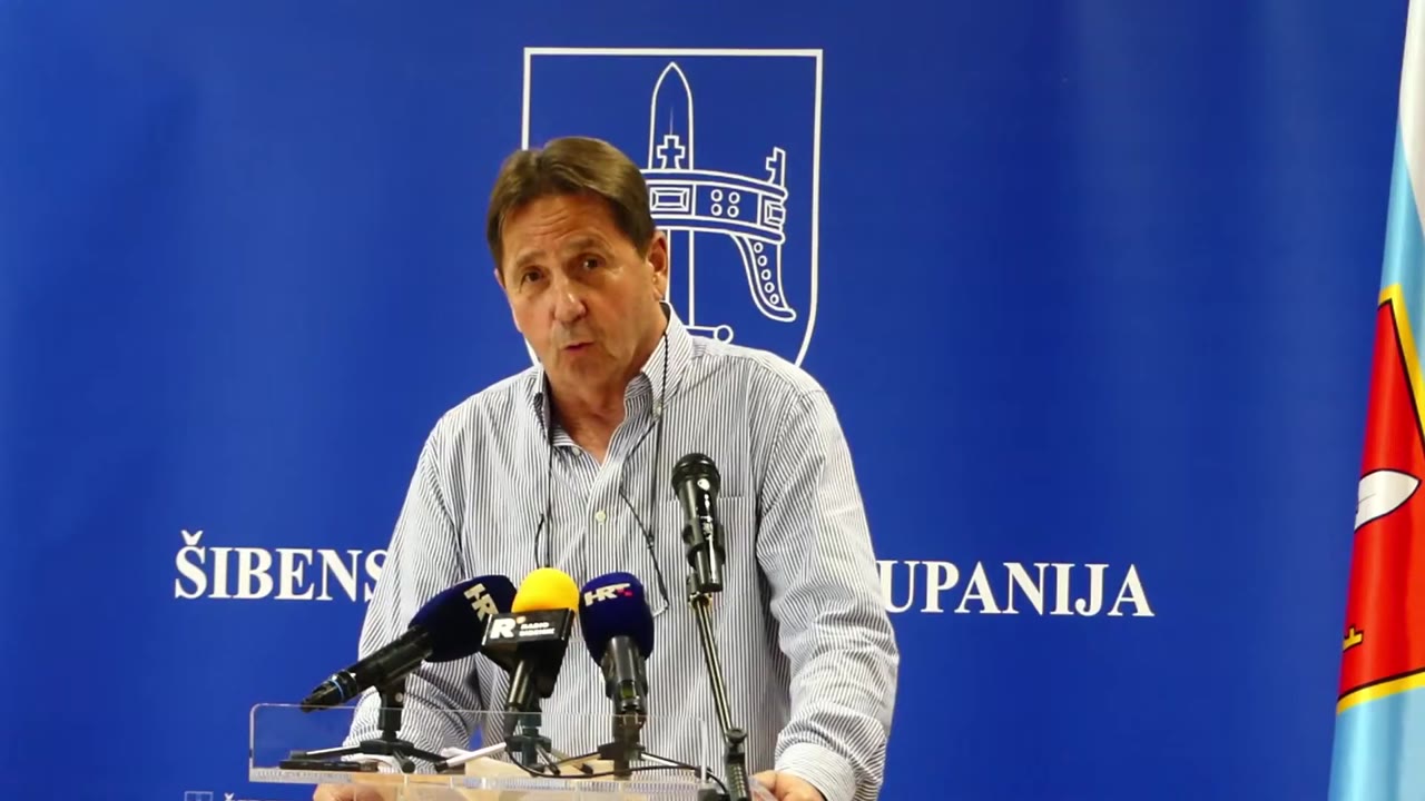 Stipe Petrina za govornicom Županijske skupštine