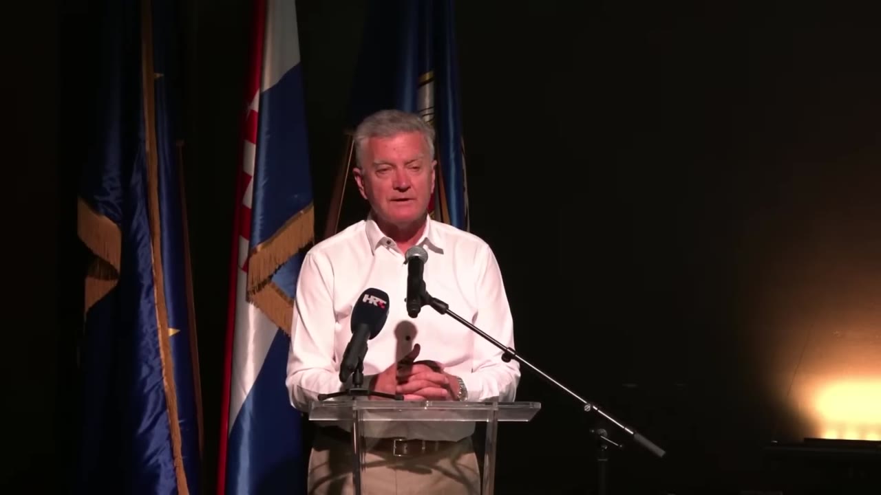 Željko Burić za govornicom Gradskog vijeća