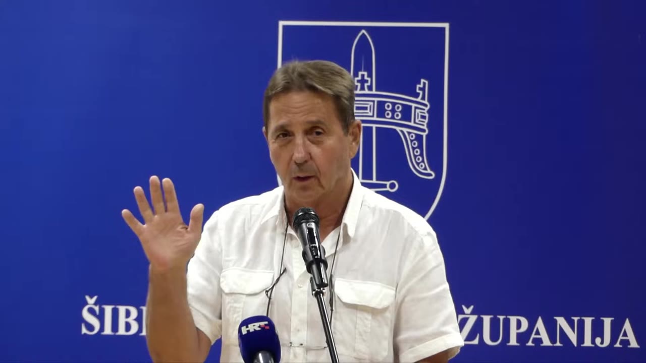 Stipe Petrina za govornicom Županijske skupštine