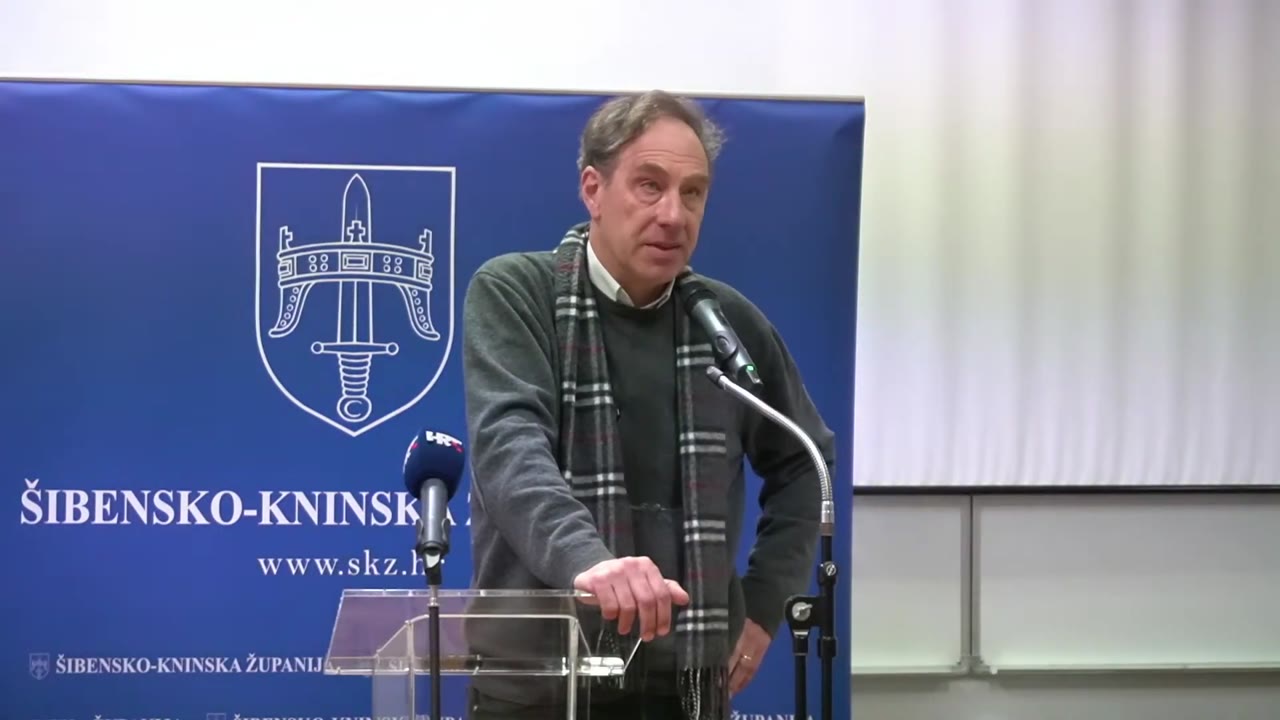 Damir Lučev za govornicom Županijske skupštine