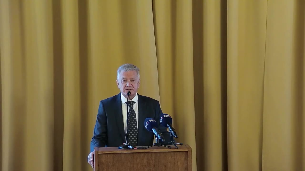 Željko Burić za govornicom Gradskog vijeća