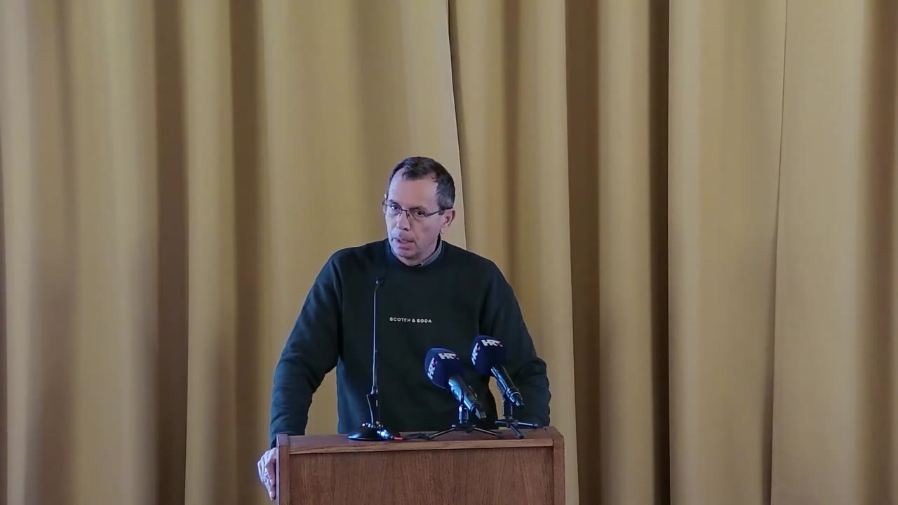 Branko Kronja za govornicom Gradskog vijeća