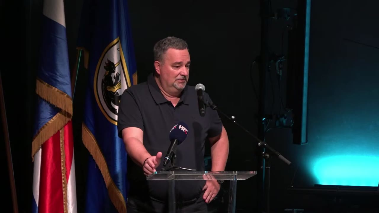 Rikard Marenzi za govornicom Gradskog vijeća