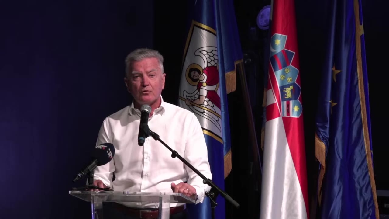 Željko Burić za govornicom Gradskog vijeća