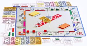 Monopoly_board_on_white_bg
