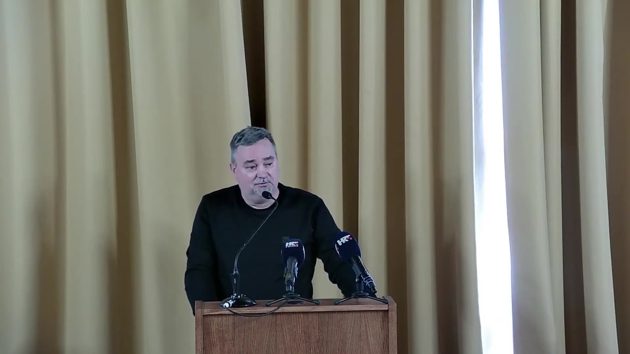 Rikard Marenzi za govornicom Gradskog vijeća