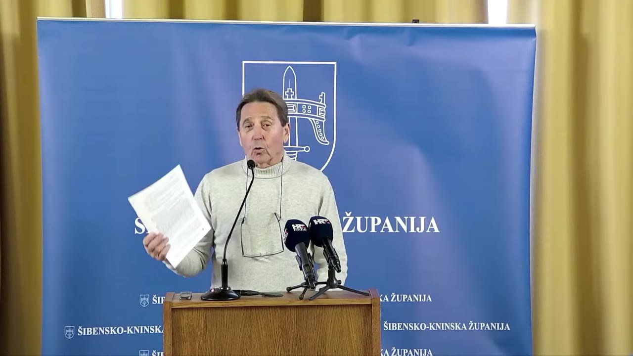 Stipe Petrina za govornicom Županijske skupštine