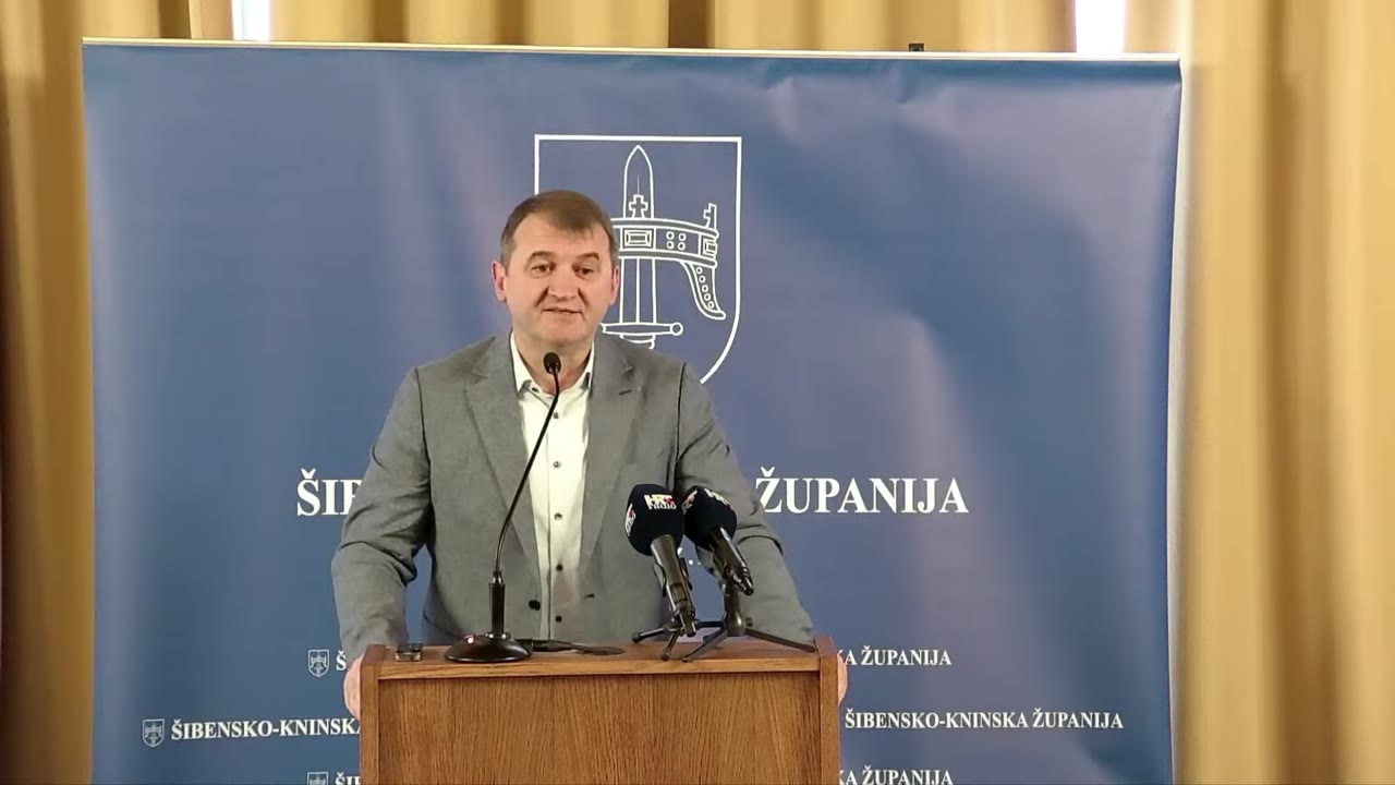 Ivica Ledenko za govornicom Županijske skupštine