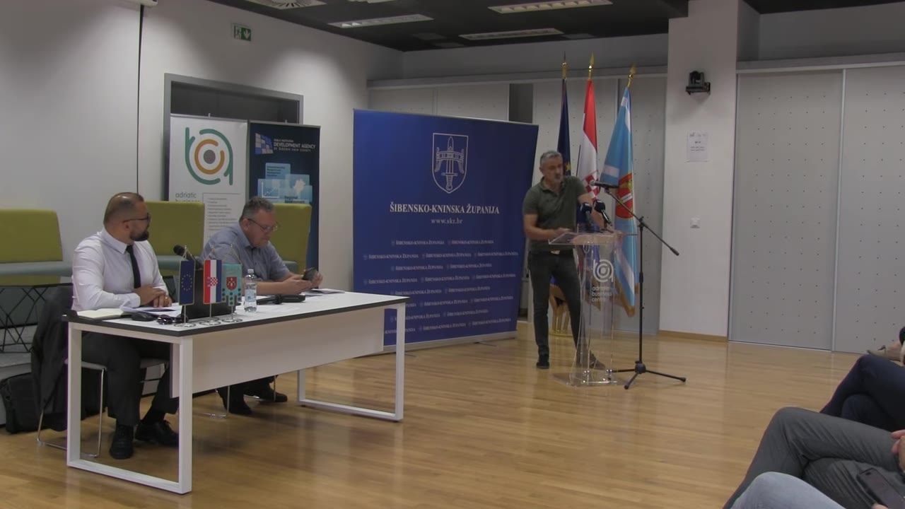 Ante Parat za govornicom Županijske skupštine