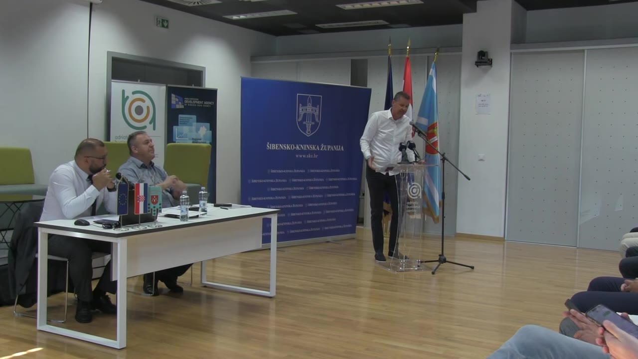 Marin Mikšić za govornicom Županijske skupštine
