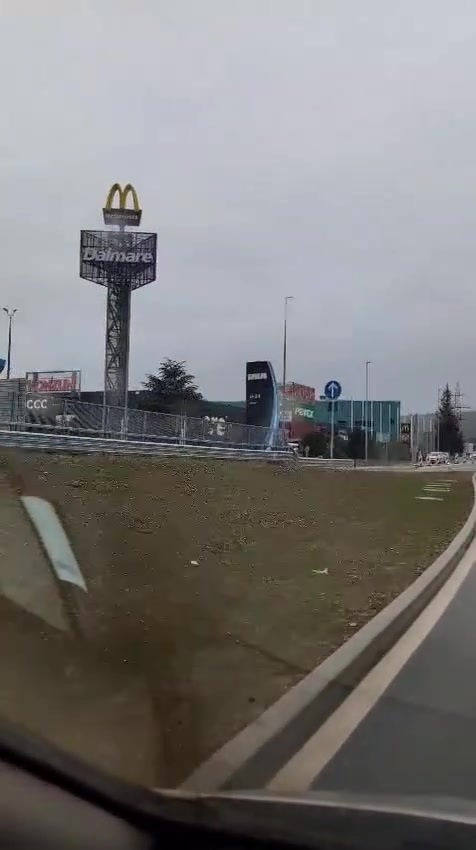 1391735415737872-screenshot