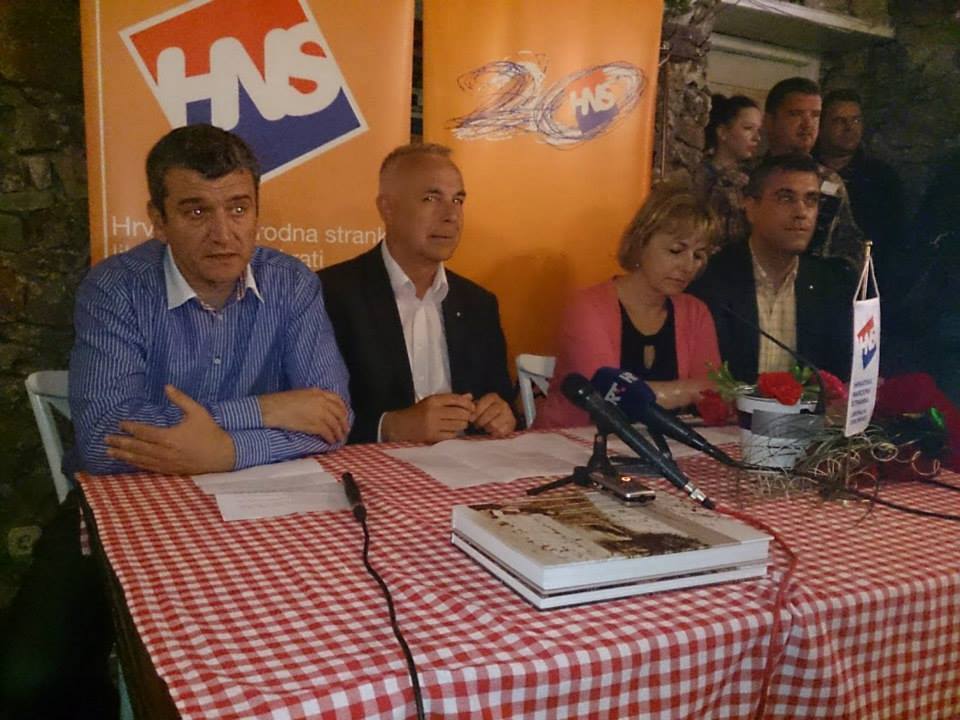 Petar Baranović i Vesna Pusić na press konferenciji HNS-a