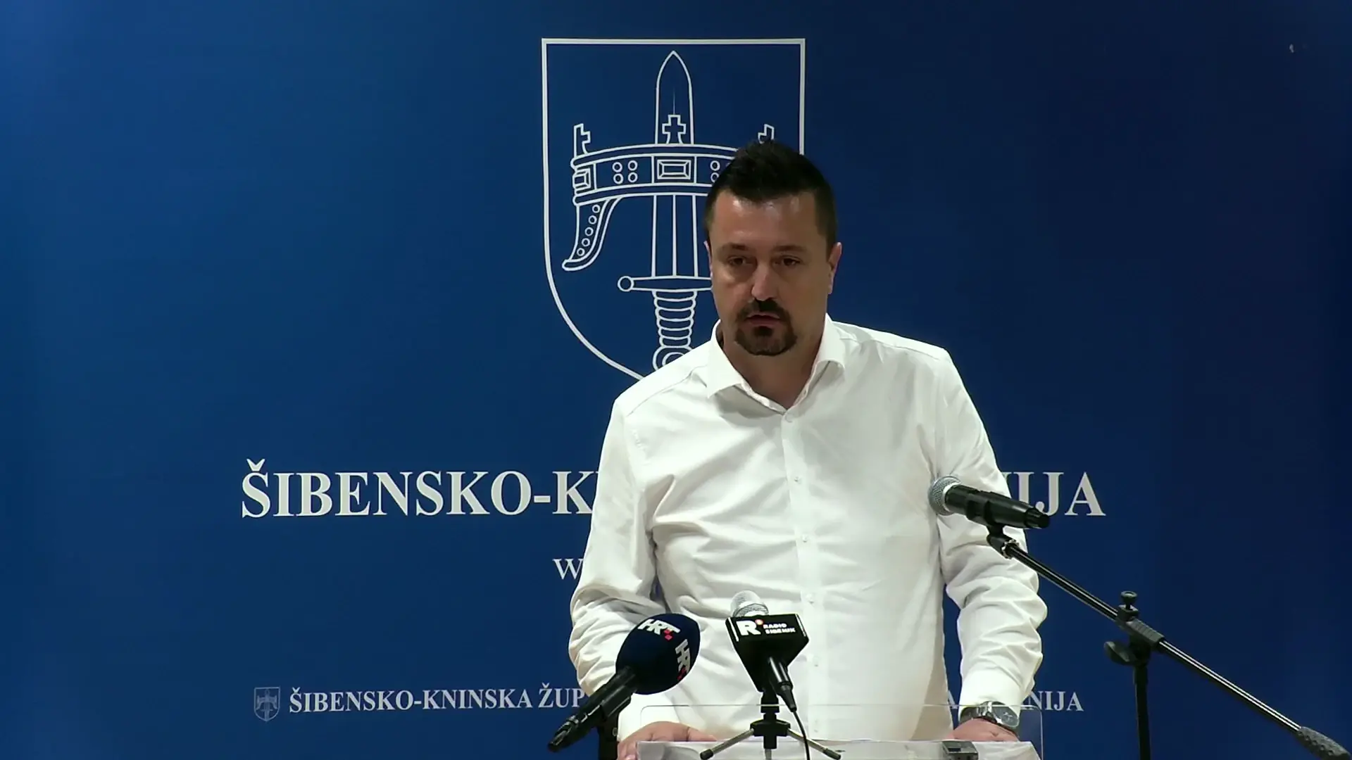 Vijećnik Marko Udovičić za govornicom Šibensko-kninske županije