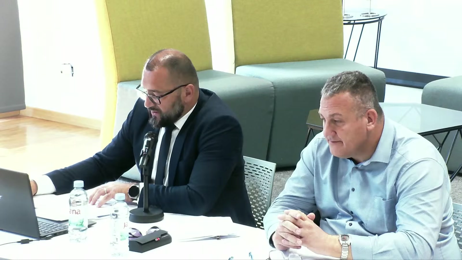 Ante Galić za predsjedničkim stolom Županijske skupštine