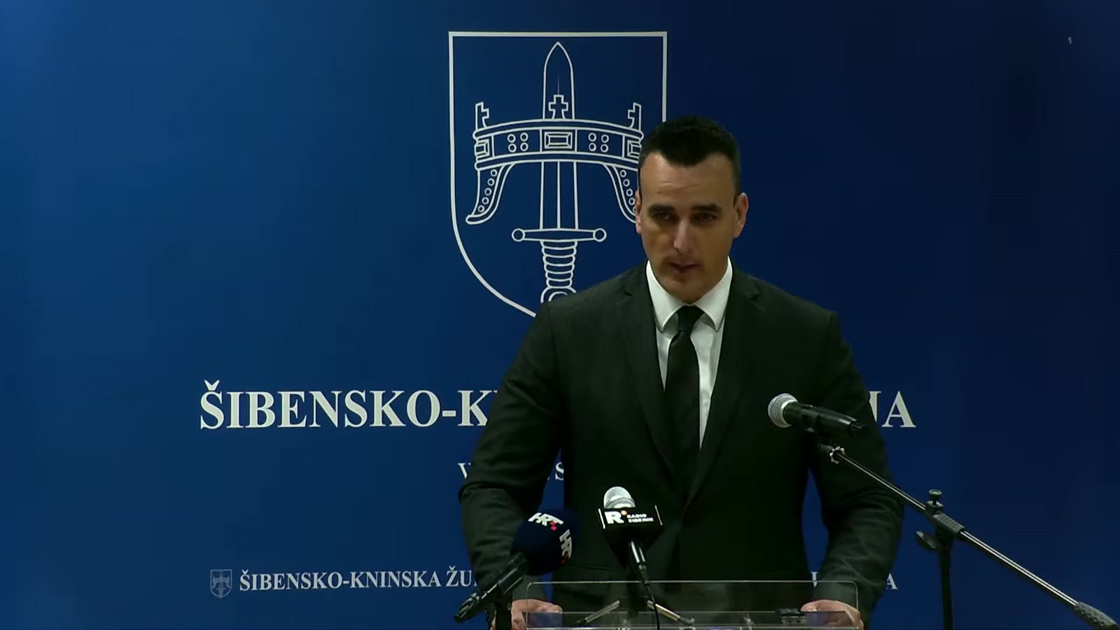 Paško Rakić za govornicom Županijske skupštine