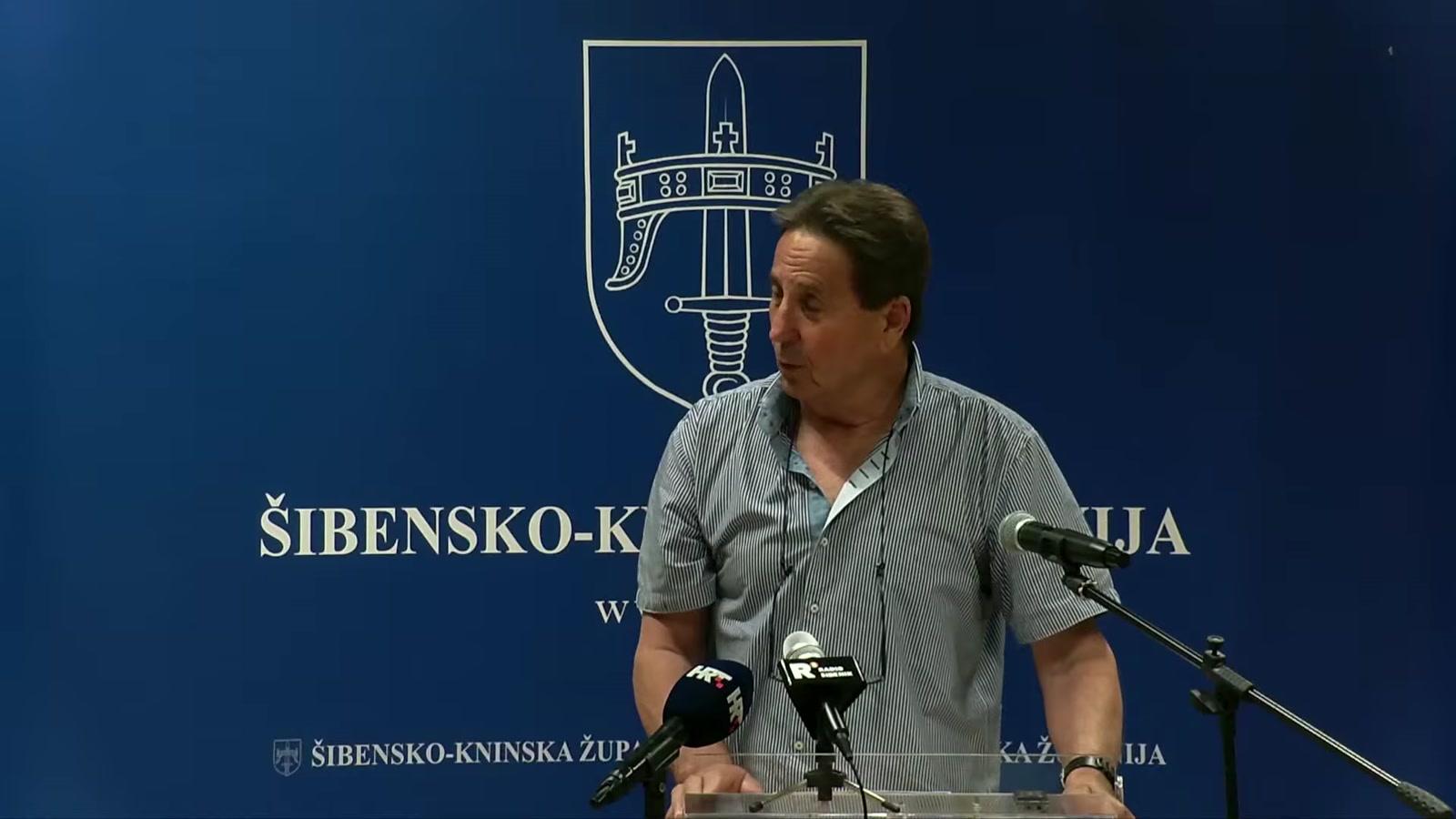 Stipe Petrina za govornicom Županijske skupštine