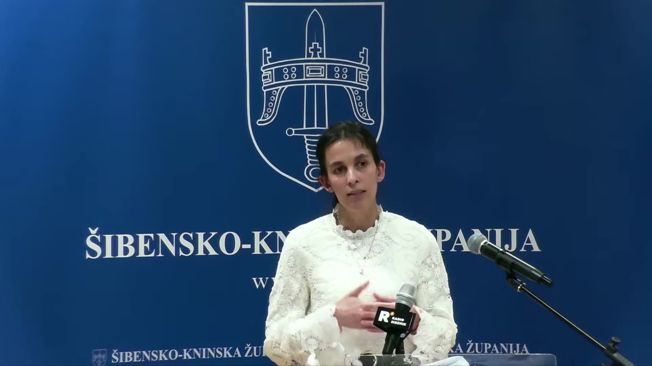 Martina Rak za govornicom Županijske skupštine