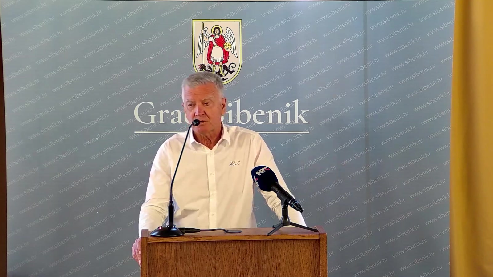 Željko Burić za govornicom na sjednici Gradskog vijeća