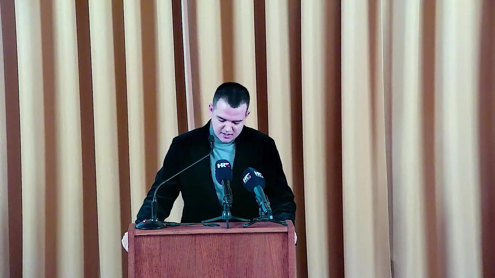Ivan Slavica za govornicom Gradskog vijeća Šibenika